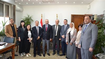 مدير متحف شنغهاي للمجموعات الفنية بالصين يزور جامعة الإسكندرية لبحث سبل التعاون