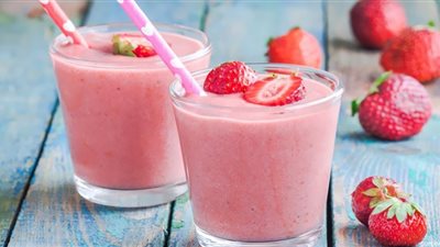 مشروب رمضان| جددي سفرتك وحضري عصير فراولة بجوز الهند