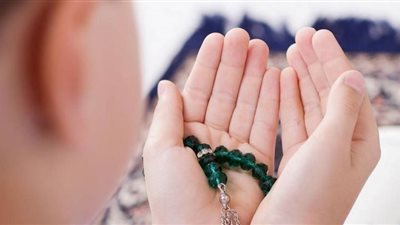 دعاء اليوم الرابع عشر من شهر رمضان .. ردده كثيرًا قبل المغرب