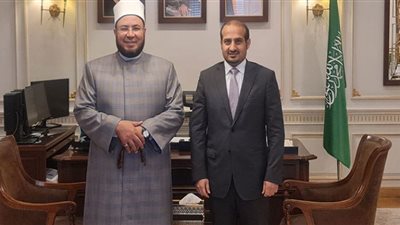 قنصل السعودية: الأزهر الشريف له دور قوى وفعال في نشر الفكر الوسطي