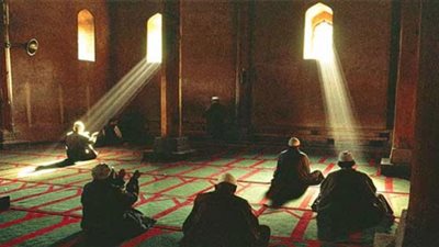 شروط وضوابط الاعتكاف في العشر الأواخر من رمضان.. الأوقاف توضح