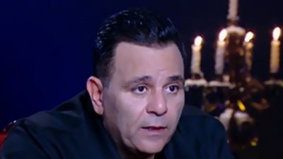 محمد فؤاد يهاجم طارق الشناوي بعدما وصفه بسيد قشطة.. أنت مش متربي (فيديو)