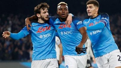 نابولي يواجه ليتشي بحثاً عن تعزيز صدارة الدورى الإيطالي