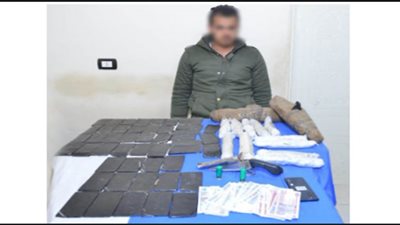 القبض على تاجر مخدرات بمضبوطات قيمتها 340 ألف جنيه بالشرقية