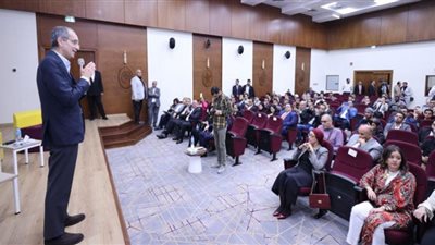 (شاهد) وزير الاتصالات يلتقي المهنيين المستقلين 