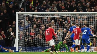 موعد مباراة مانشستر يونايتد وإيفرتون في الدوري الإنجليزي