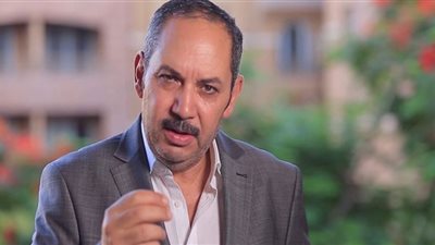 كمال أبو رية: 