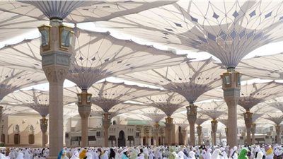 مظلات المسجد النبوي.. روعة التصميم وإبداع هندسي