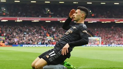 ليفربول ينهار أمام آرسنال في الشوط الأول وصلاح يسجل هدفا
