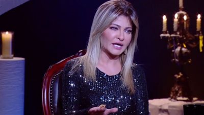 علا غانم تتهم زوجها بالبلطجة.. طردني بالروب (فيديو)