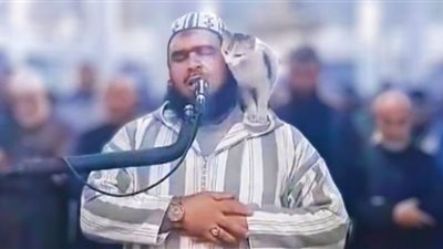 تعليق روسي مُثيرٌ على مشهد القطة والإمام الجزائري