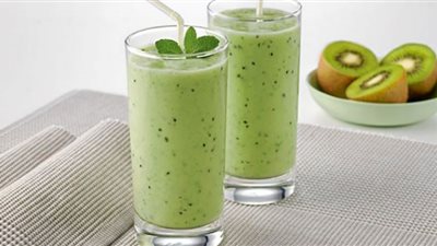 حضري عصير كيوي بالليمون والنعناع واحمي عائلتك من السرطانات