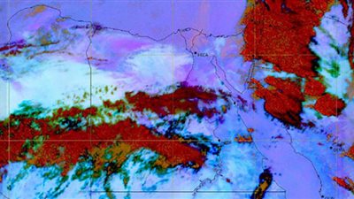 الأقمار الصناعية تشير لاحتمالية سقوط الأمطار