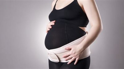 فوائد استخدام حزام البطن أثناء الحمل
