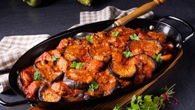 أسهل طريقة لعمل مسقعة باللحمة المفرومة