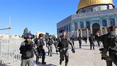 هدوء حذر في القدس بعد قرار عدم السماح للمستوطنين باقتحام الأقصى