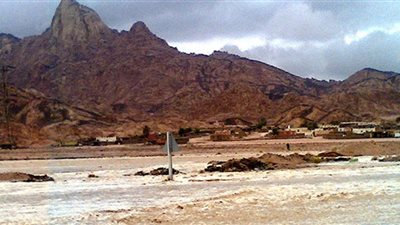 5 بحيرات صناعية و3 سدود لحماية مدينة طور سيناء من السيول