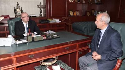 محافظ بني سويف يناقش خطة استعدادات عيد الفطر وشم النسيم