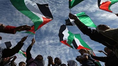 إيران تُهاجم الاحتلال وتتضامن مع الفلسطينيين