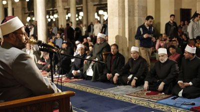 التراويح بالجامع الأزهر: عالمنا المعاصر في حاجة ملحة إلى أخلاقيات الإسلام