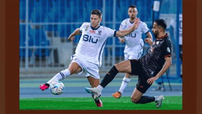 الهلال في مهمة صعبة أمام الباطن..والإتفاق يلتقي مع الفيحاء غدًا بالدوري السعودي