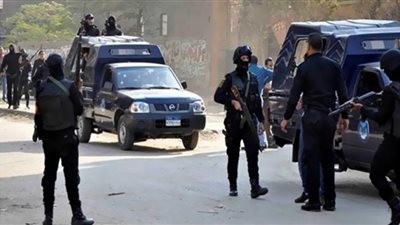 القبض على 132 متهمًا من مروجي الأسلحة