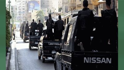 القبض على 38 متهما من الهاربين المطلوبين أمنيا