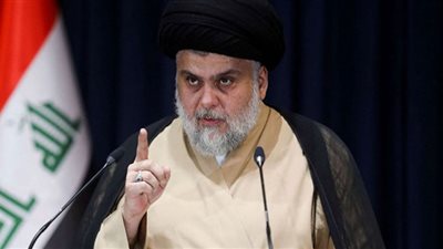العراق.. مقتدى الصدر يعلن تجميد التيار الصدري لمدة عام