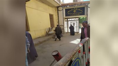 سكرتير بنى سويف يتفقد استعدادات احتفالات عيد القيامة المجيد بعدد من الكنائس