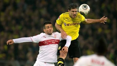 شتوتجارت يتعادل مع بوروسيا دورتموند في مباراة مثيرة بالدوري الألماني