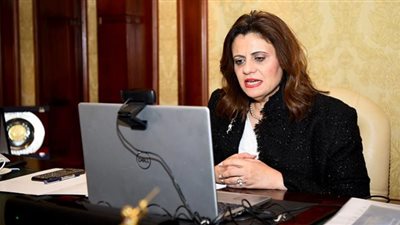 وزيرة الهجرة تدعو لاجتماع عاجل لبحث مستجدات أبنائنا في السودان