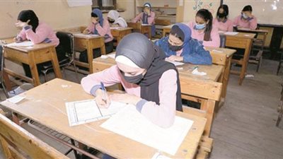 امتحانات منزوعة التابلت.. مفاجآت جديدة في ماراثون الثانوية العامة 2023