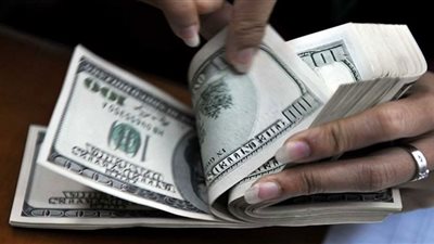 مفاجأة.. سعر الدولار في منتصف تعاملات اليوم الأحد