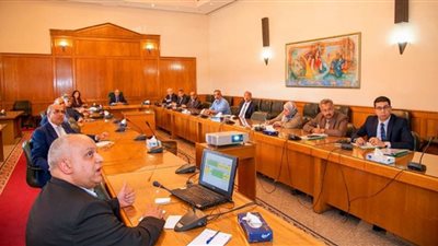 وزير الري يترأس اجتماع اللجنة الدائمة لتنظيم إيراد نهر النيل