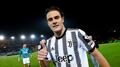 لاعب يوفنتوس يدخل في نوبة بكاء بعد تسببه في الخسارة أمام ساسولو