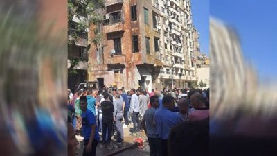الحماية المدنية تجري أعمال التبريد بحريق مخزن وعدد من السيارات بشبرا