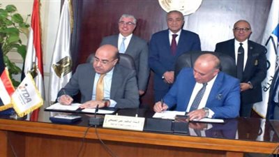 بروتوكول تعاون بين التموين والمنطقة الاقتصادية لقناة السويس