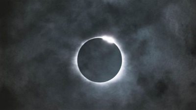 الخميس كسوف نادر للشمس.. مراحله وأماكن ظهوره ومخاطره