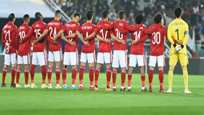 ثلاثي هجومي بتشكيل الأهلي أمام سموحة في الدوري المصري