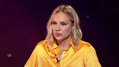 شيرين رضا تكشف عن سر فرحتها بوفاة والدها (فيديو)