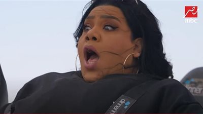 شيماء سيف مرعوبة في مطعم (رامز جلال) الطائر |شاهد