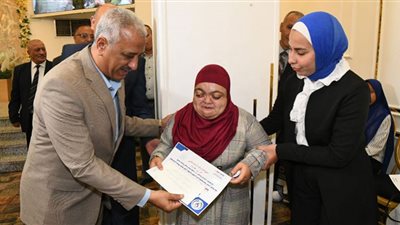 تكريم 98 من حفظة القرآن الكريم في قنا