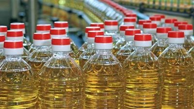 توريد زيت الطعام وطرحه للمواطنين على البطاقات قريبا