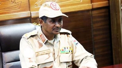 نقل الرعايا المصريين من مطار مروي إلى الخرطوم