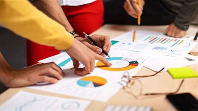 رواد التميز.. أفضل شركة تسويق إلكتروني في السعودية