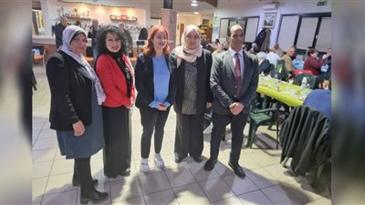 (إفطار جماعي للمصريين في روما بمدينة أوستيا الساحلية (صور