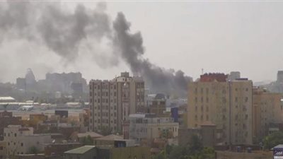 استمرار الاشتباكات في السودان والدخان يغطي السماء (شاهد)