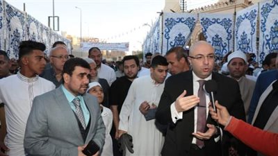 شعائر صلاة عيد الفطر المبارك بساحة مسجد عمر بن عبدالعزيز في بني سويف