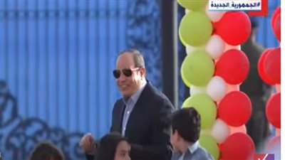 السيسي يشهد فيلمًا تسجيليًا بعنوان 