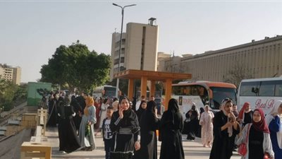 منتزهات أسوان كاملة العدد في أول أيام العيد